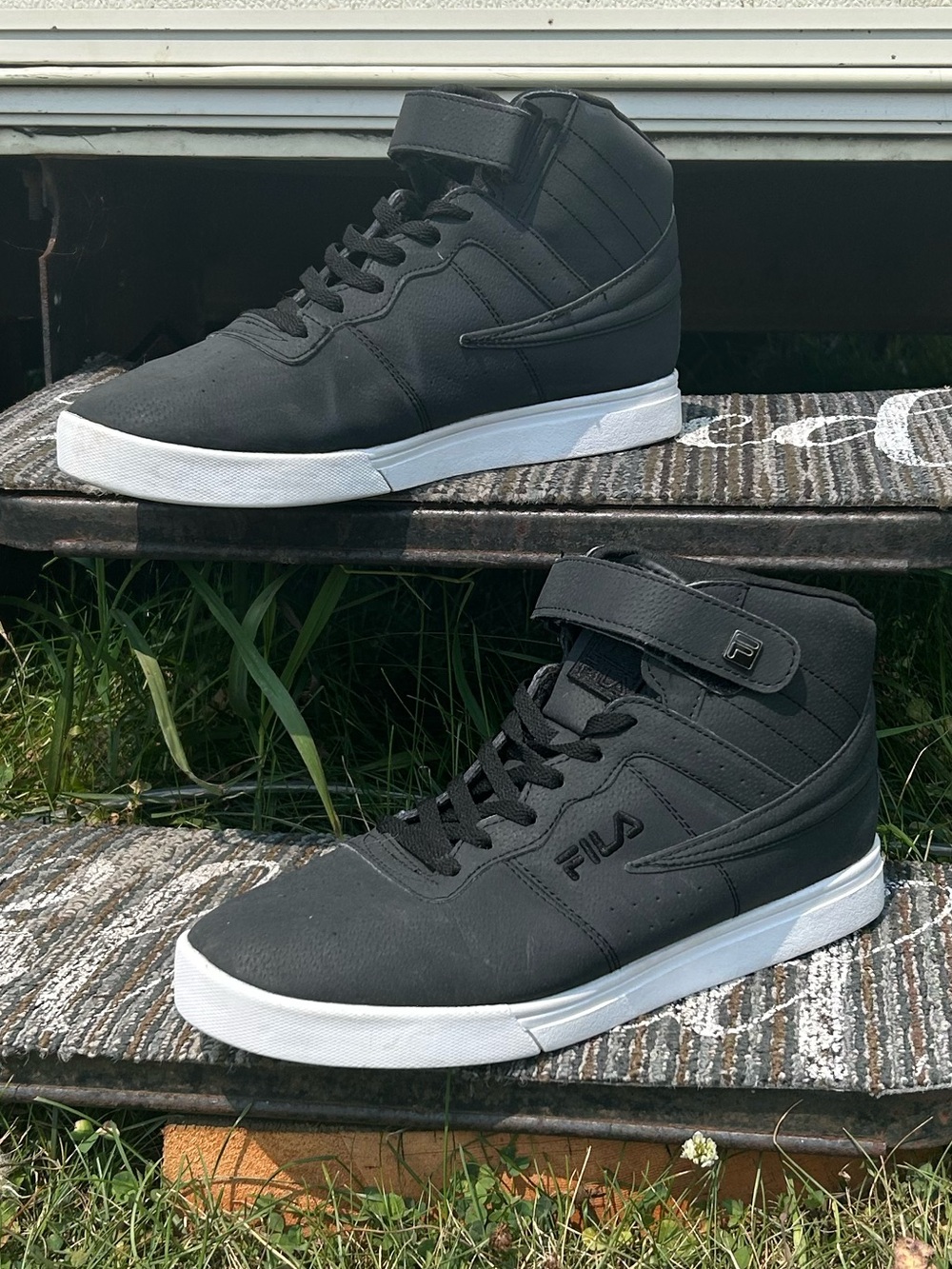 Fila Men's Black High-Top Sneakers with White Sole Accents